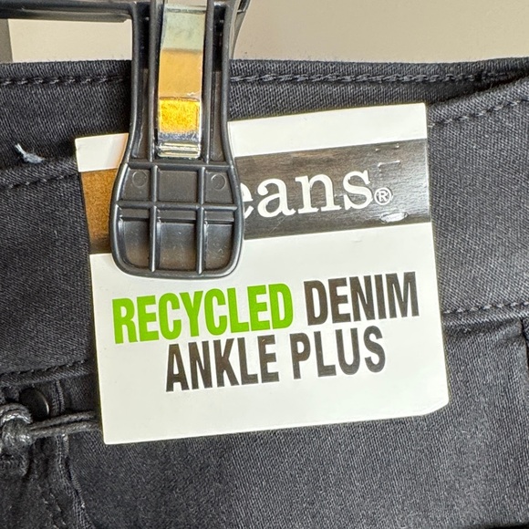 D. Jeans Black Ankle Jeans Size 16W - Picture 4 of 6